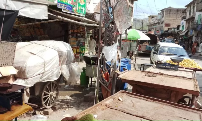 prolonged-roadblock-in-jamrud-disrupts-life-in-landi-kotal-creates-food-shortage-and-struggles-for-commuters