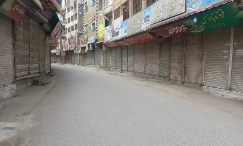 traders-in-peshawar-observe-complete-shutdown-against-monthly-advance-tax-imposed-by-fbr