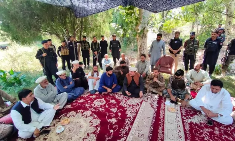 land-dispute-in-kurram-six-more-killed-roads-and-schools-remain-closed