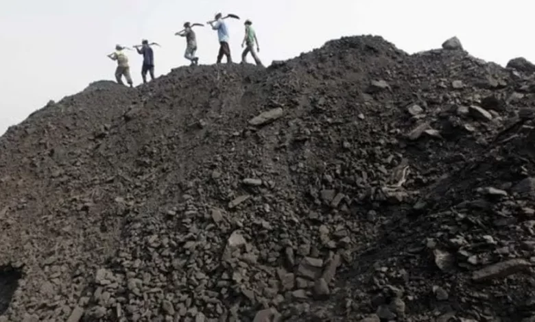 coal-supply-halted-in-duki-as-over-40000-workers-leave-following-terrorist-attack