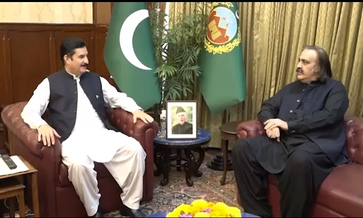 governor-and-chief-minister-discuss-peace-and-development-initiatives-for-khyber-pakhtunkhwa
