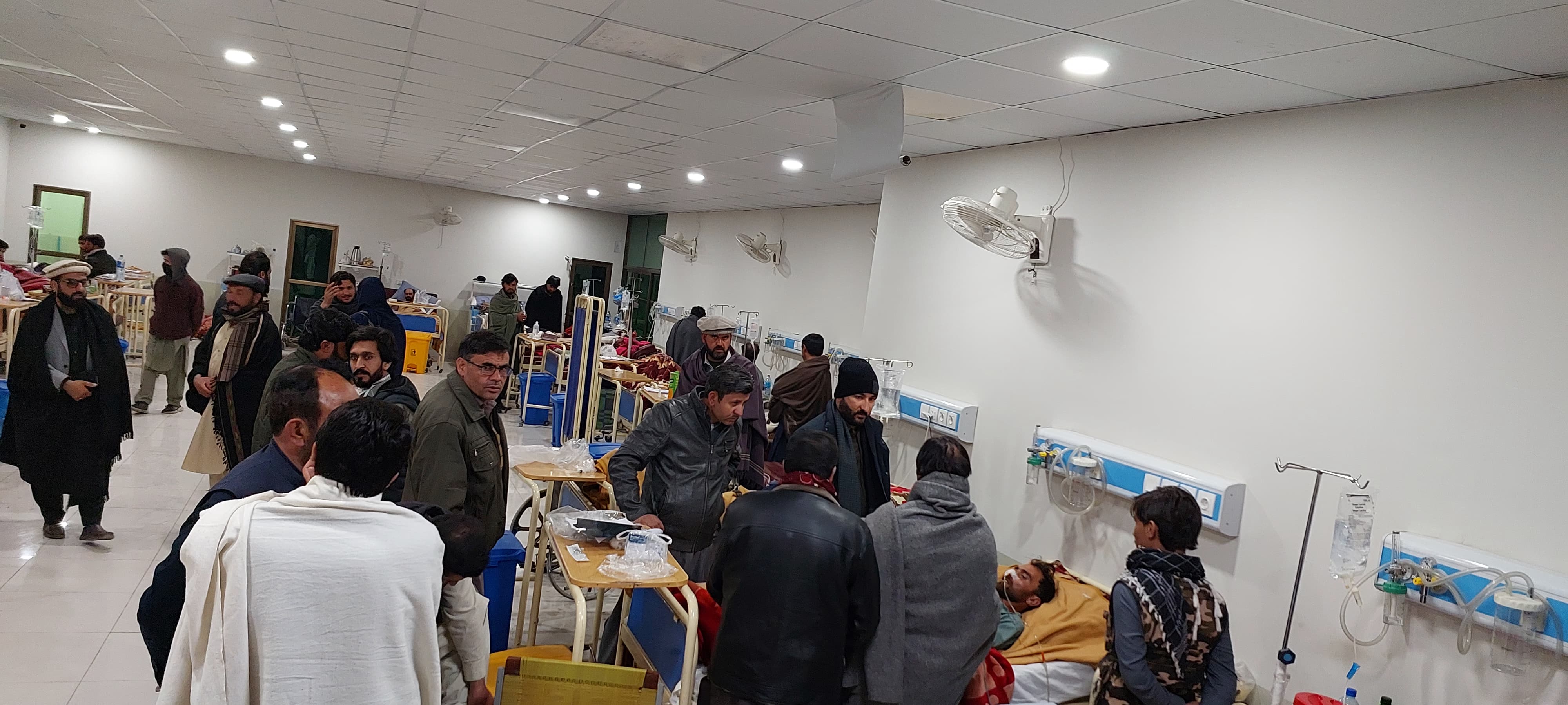kurrams-struggle-severe-shortages-of-medicine-and-food-amid-ongoing-violence-death-toll-reaches-110