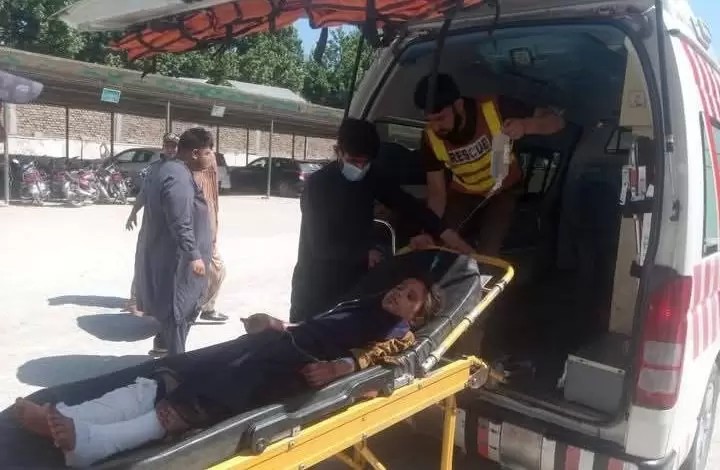 we-dont-want-9-year-old-mehnaz-to-be-disabled-for-life