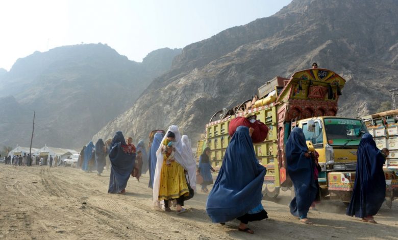 over-1200-afghans-repatriated-via-torkham-as-deportation-drive-continues