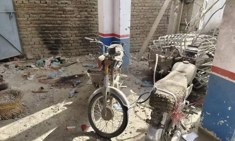 terrorists-attack-police-post-in-bannu-2-officers-martyred-1-injured