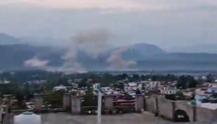 pakistan-destroys-key-indian-military-sites-launches-cyber-attack-in-escalating-conflict