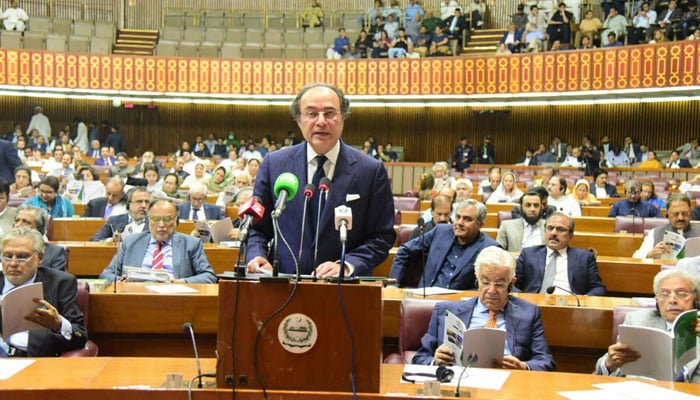 federal-budget-of-rs18-trillion-proposes-salary-pension-hike-alongside-broader-tax-reforms