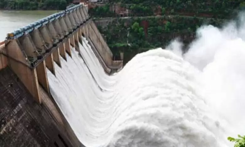 pdma-issues-flood-alert-as-indus-river-swells-from-tarbela-dam-discharge