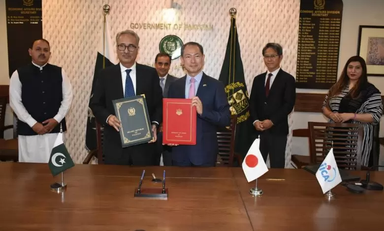 japan-pledges-379-million-for-pakistani-civil-servants-higher-education-under-jds-scholarship