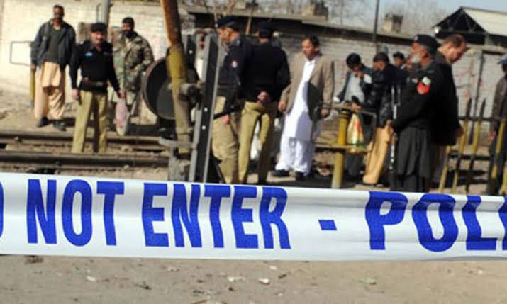 two-policemen-martyred-one-militant-killed-in-dera-ismail-khan-encounter