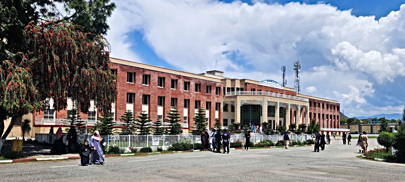 university-of-malakand-opens-doors-for-flood-hit-students-with-tuition-free-seats