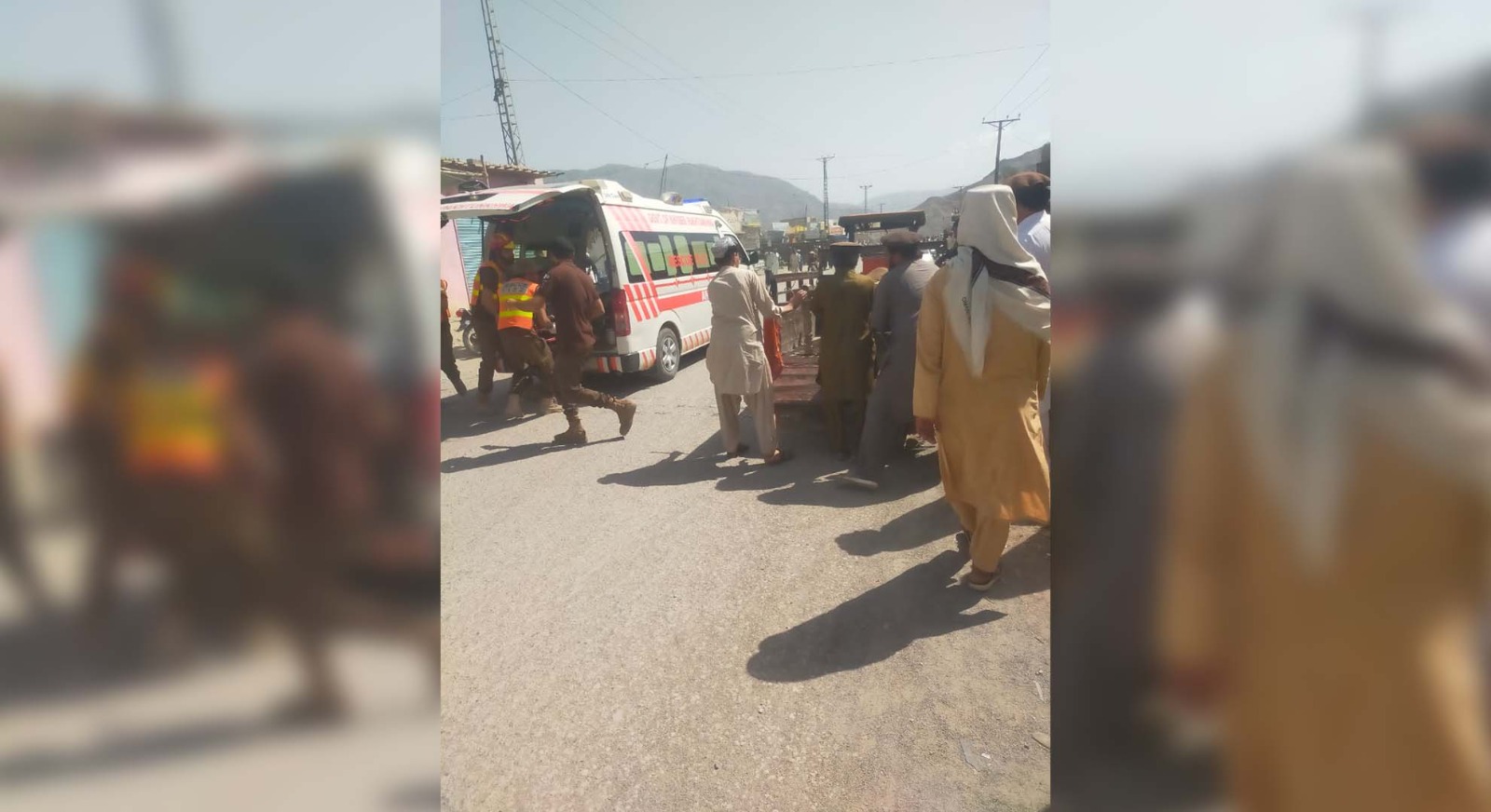 blast-near-police-vehicle-in-south-waziristan-kills-2-injures-14