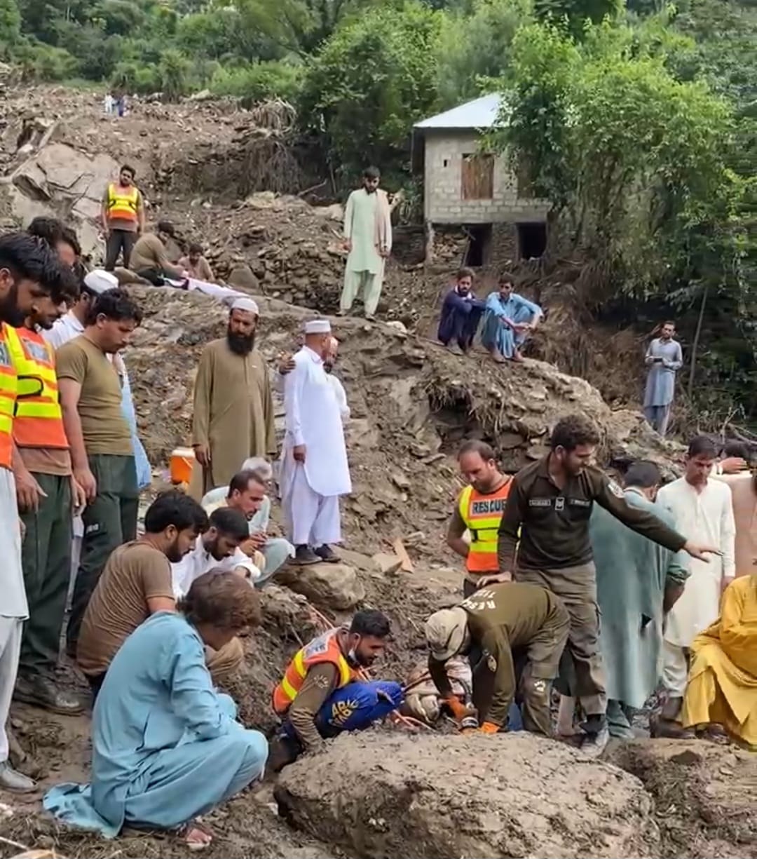 cloudbursts-and-climate-change-why-flash-floods-are-wreaking-havoc-in-khyber-pakhtunkhwa