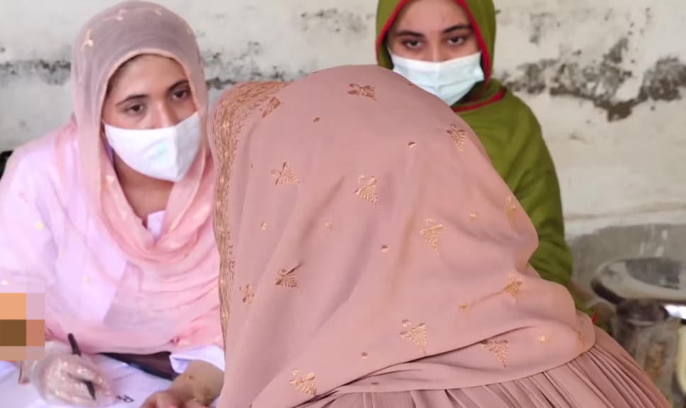 floods-leave-trail-of-disease-pregnant-women-children-face-severe-health-and-psychological-risks