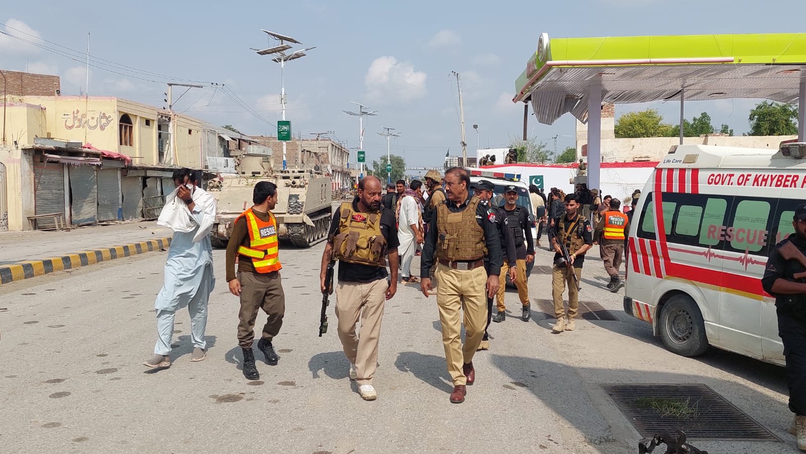 six-militants-killed-six-security-personnel-martyred-in-major-attack-on-fc-hq-in-bannu