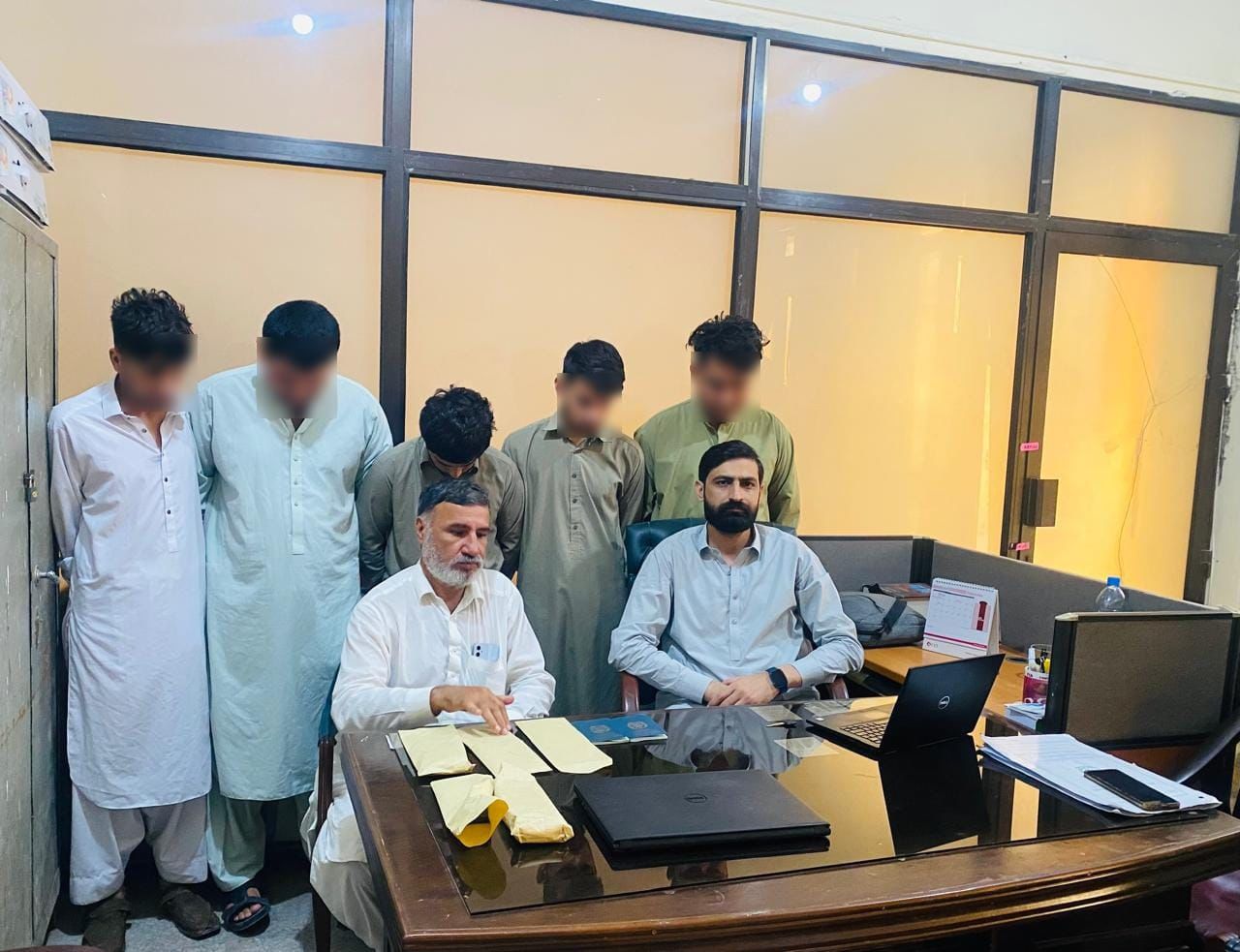 fia-peshawar-arrests-5-afghan-nationals-for-attempting-to-obtain-pakistani-travel-documents