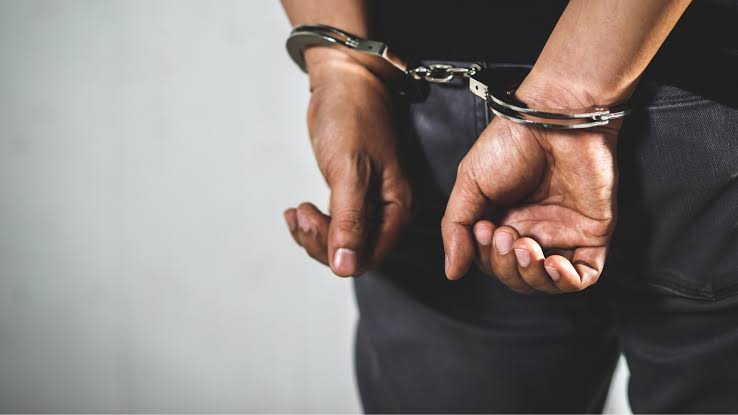 youth-arrested-in-karak-for-filming-girls-college-students