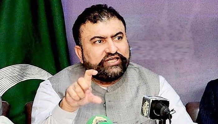 balochistan-cm-offers-to-take-kps-rejected-bulletproof-vehicles-amid-federal-provincial-dispute