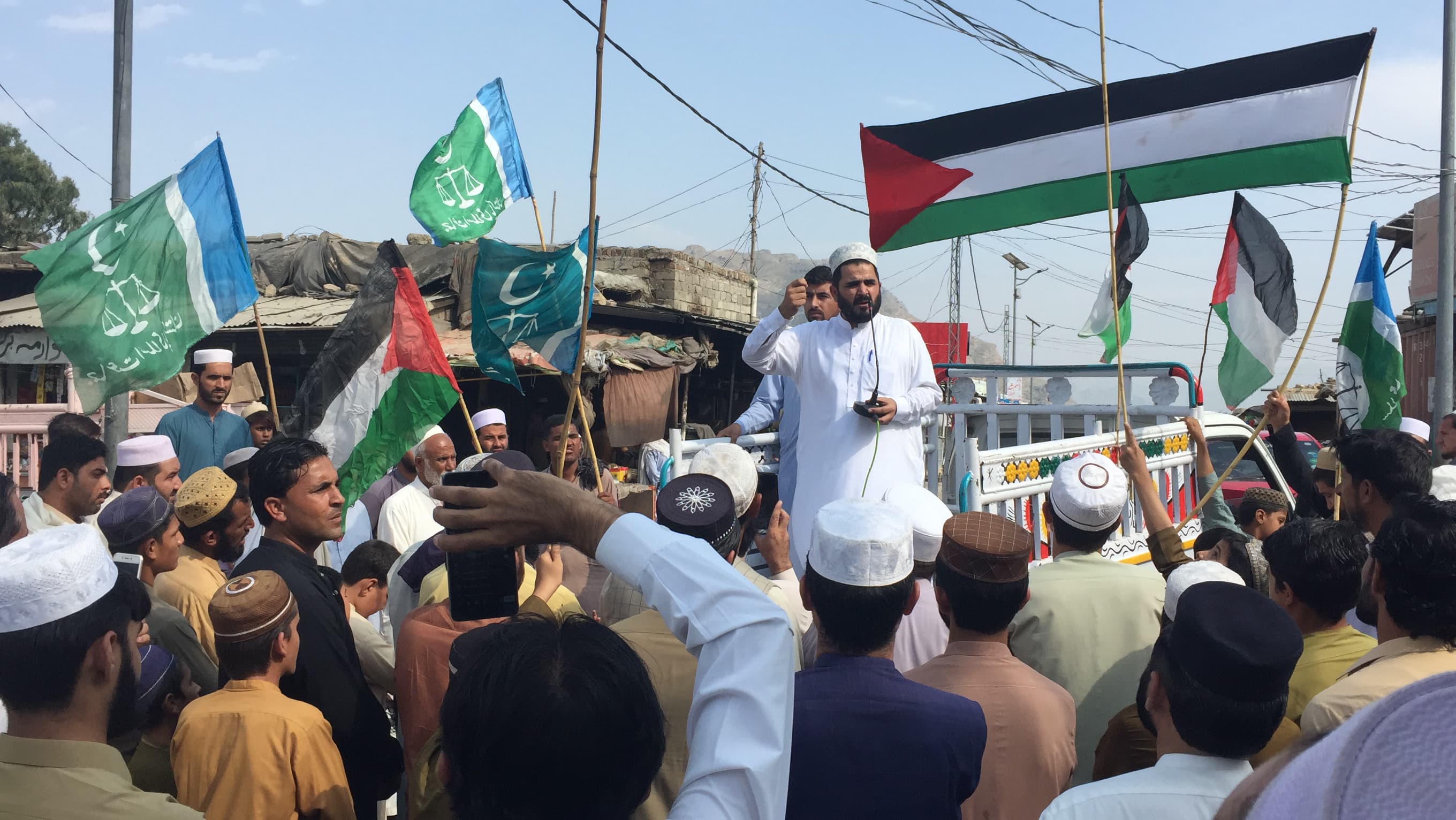 protests-in-landi-kotal-against-isreali-aggression-and-arrest-of-volunteers-including-mushtaq-ahmad-khan
