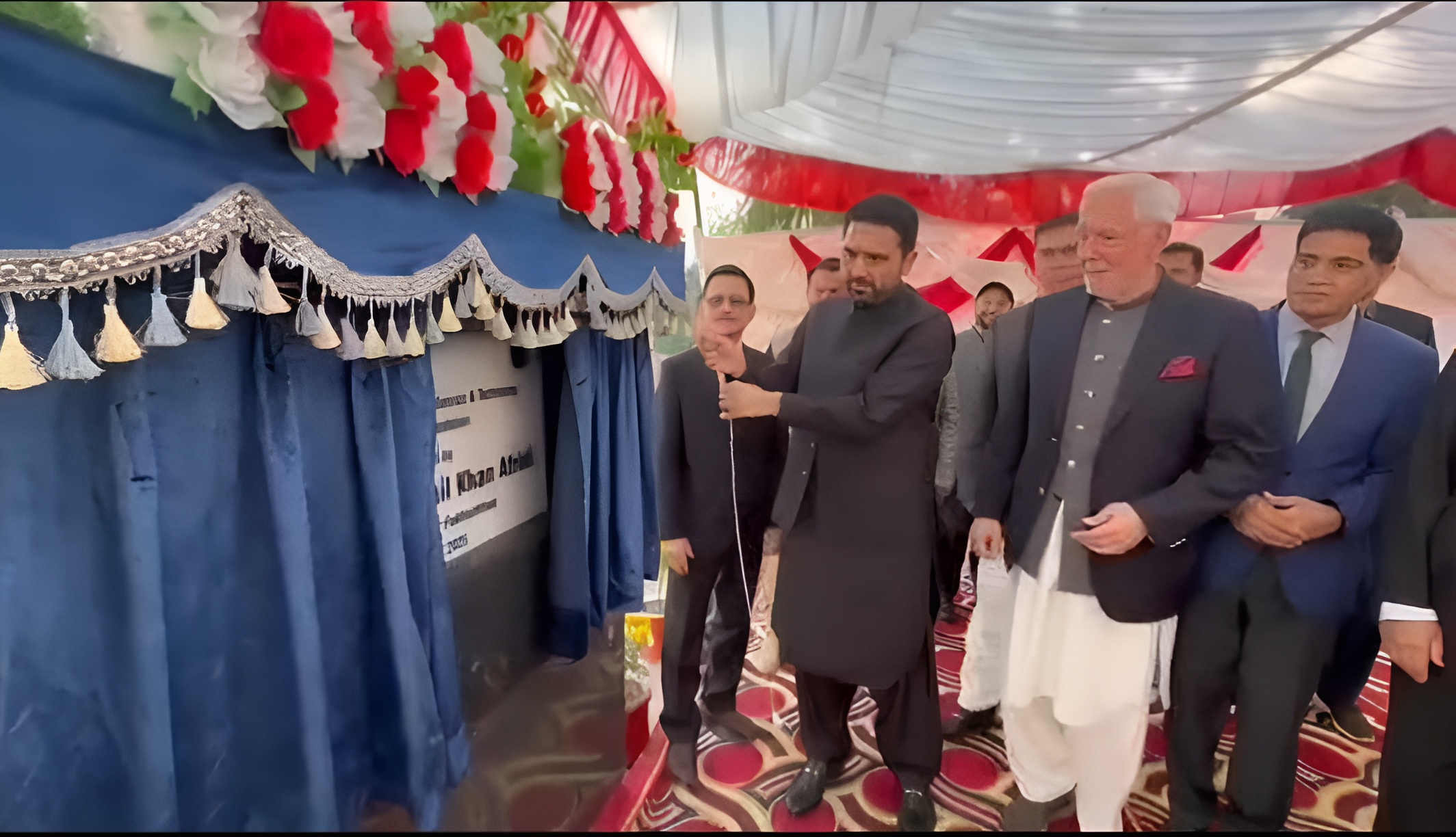 kp-cm-inaugurates-new-giki-faculty-apartments-announces-20-scholarships-for-tribal-students