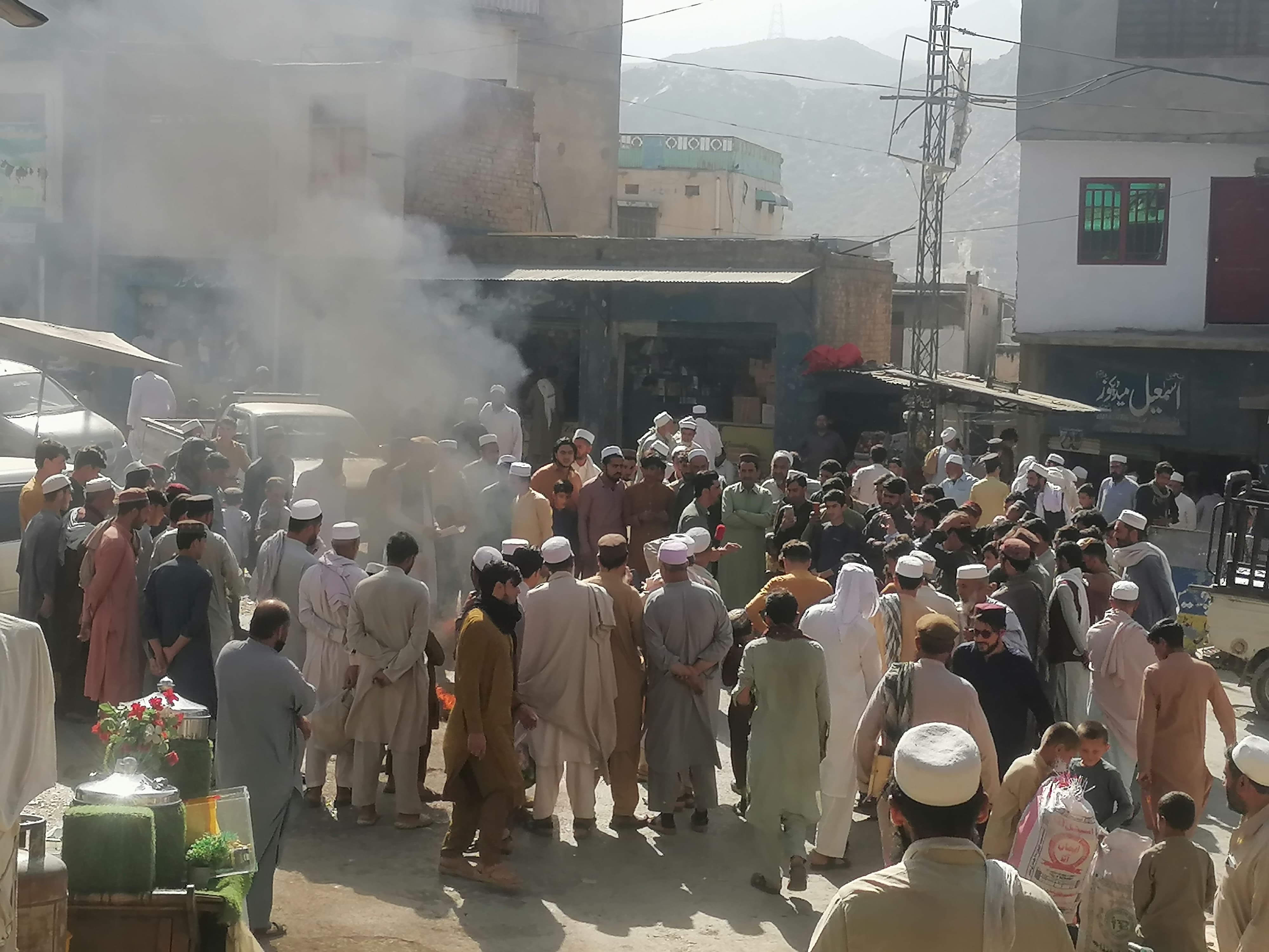 father-sets-sons-cricket-kit-ablaze-over-alleged-nepotism-in-pcb-khyber-trials