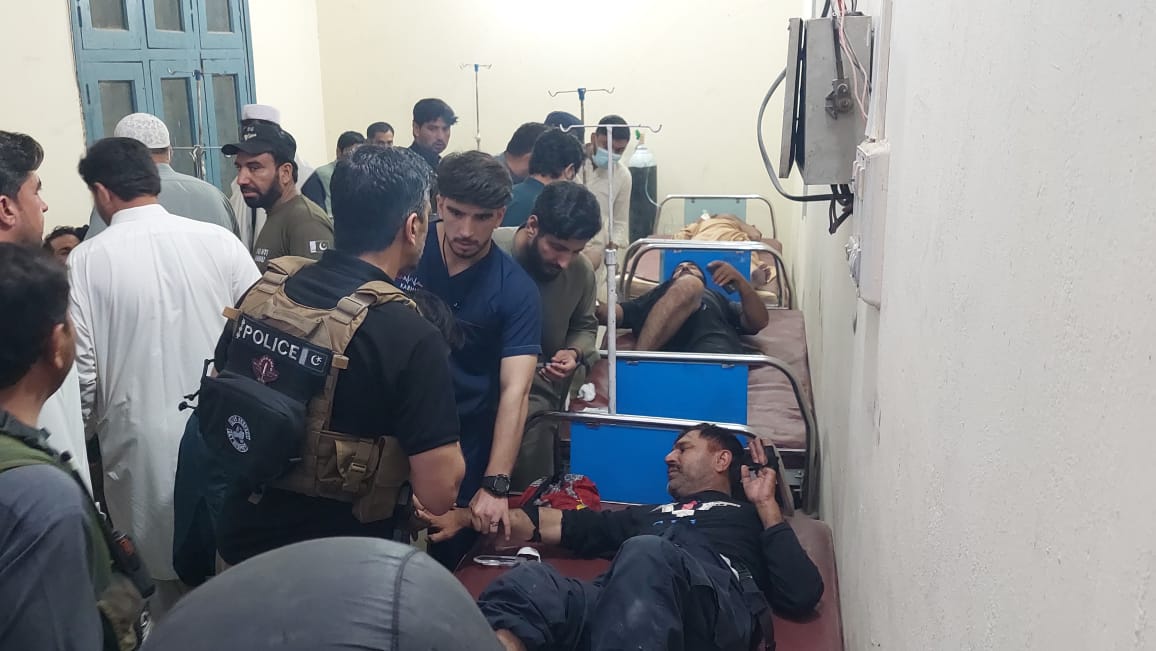 four-militants-killed-as-policeman-martyred-14-injured-in-bannu-joint-operation