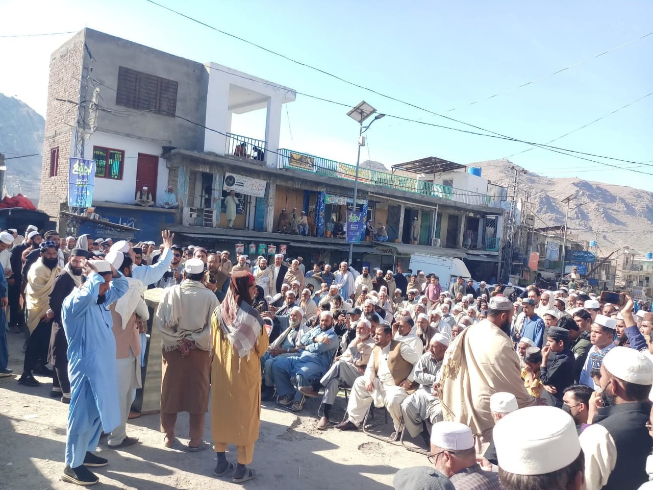 36-day-closure-of-torkham-border-cripples-local-economy-as-traders-transporters-stage-major-protest-in-landi-kotal
