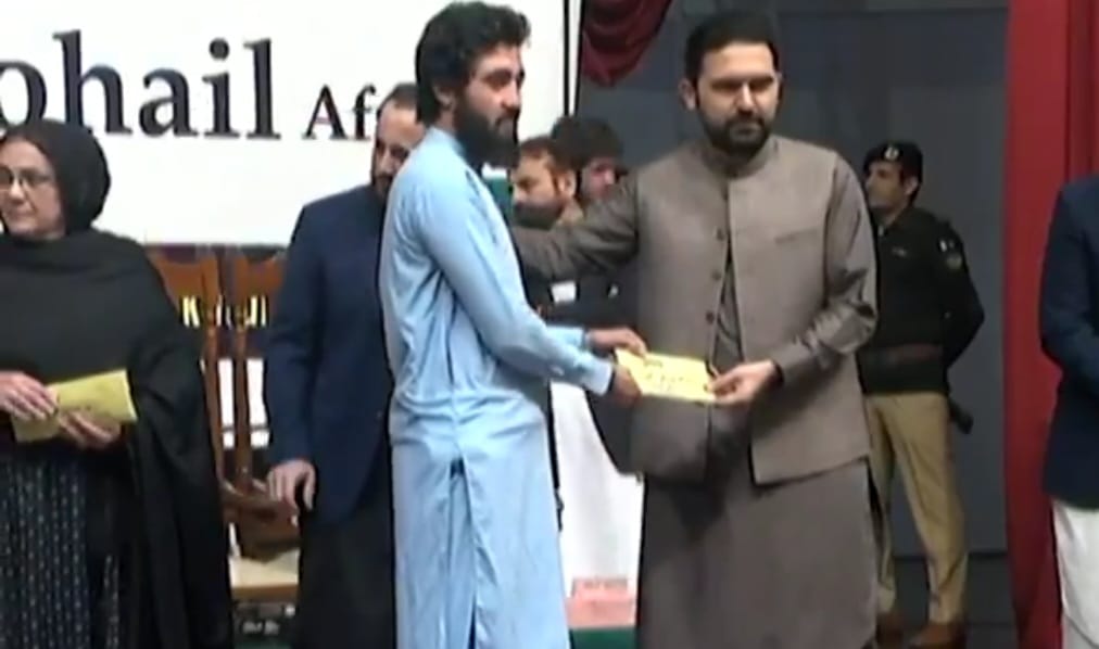 kp-completes-appointment-of-16000-teachers-as-cm-afridi-hails-merit-based-recruitment