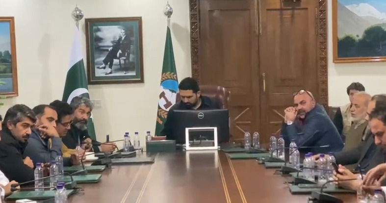 cm-sohail-afridi-sets-rs100bn-plan-in-motion-as-peshawar-leadership-meets-for-citys-overhaul