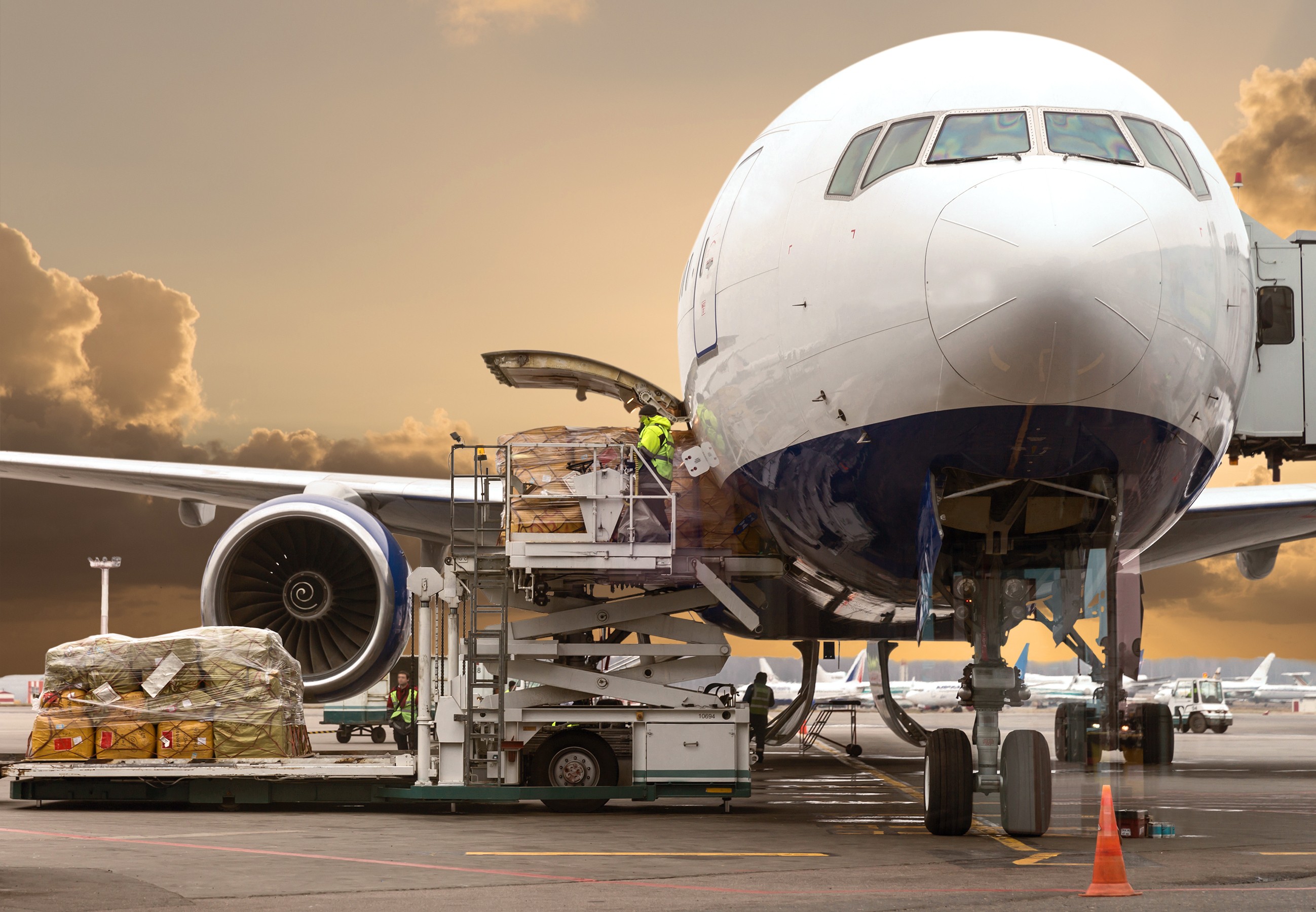 india-and-afghanistan-to-launch-air-cargo-services-amid-pakistan-border-closure