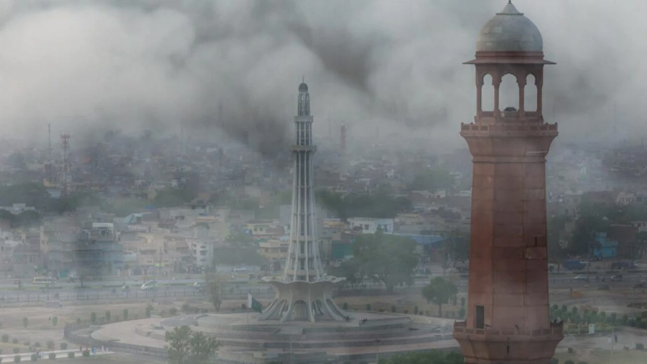 cold-dry-weather-grips-pakistan-as-kp-plains-brace-for-heavier-fog