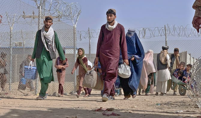 we-are-allies-not-criminals-afghans-in-pakistan-urge-us-to-restart-relocation-program