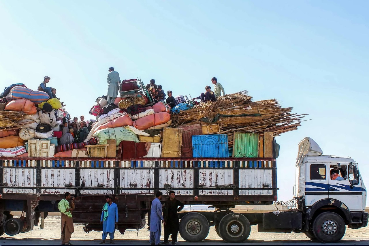 electricity-cut-health-units-closed-as-nowshera-moves-to-enforce-afghan-repatriation