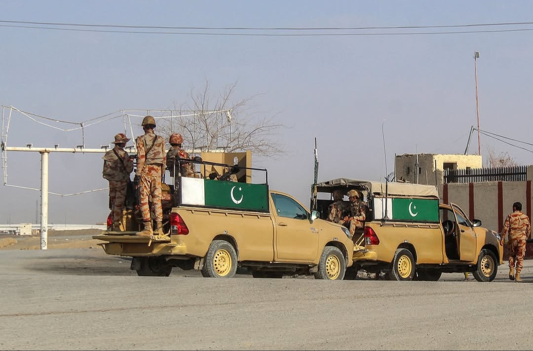 pakistan-captures-afghan-posts-says-133-taliban-fighters-killed-in-operation-ghazab-lil-haqq