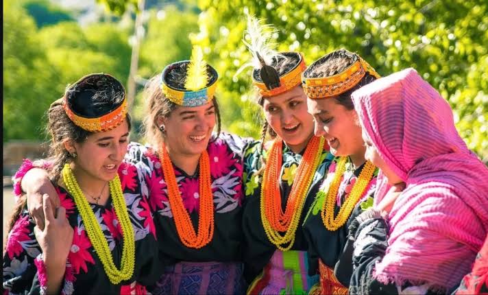 for-the-first-time-in-pakistan-kalash-marriages-receive-formal-legal-recognition
