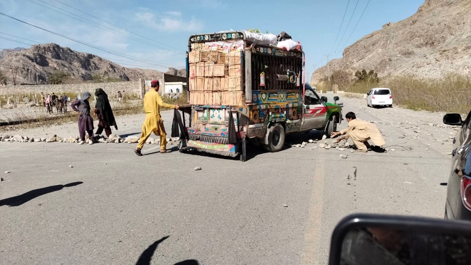 women-take-to-streets-in-landi-kotal-over-bisp-centre-shutdown