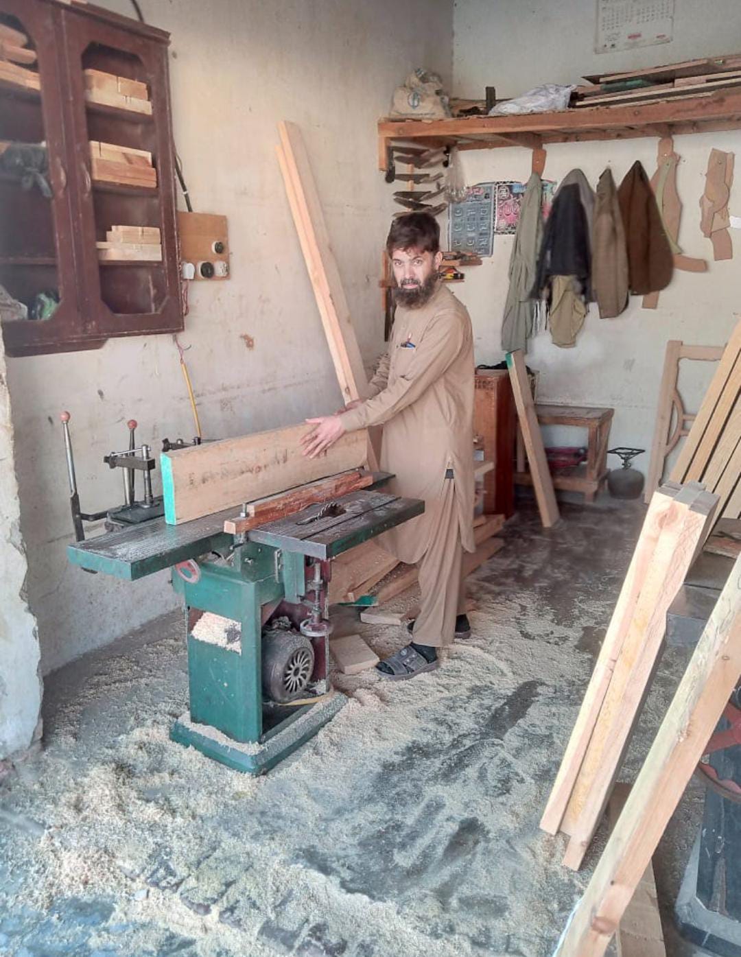 from-shop-to-survival-afghan-familys-struggle-after-losing-livelihood-in-peshawar