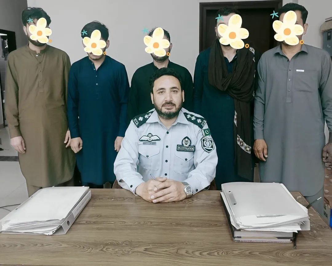 torkham-fia-foils-attempt-to-enter-afghanistan-on-fake-manifests-five-held