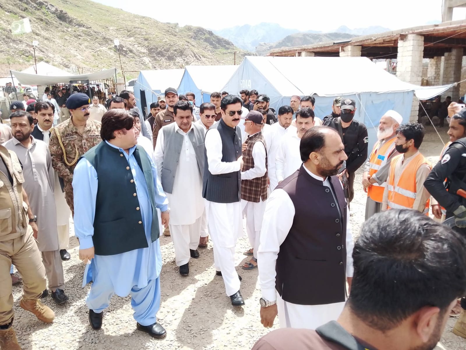 landi-kotal-governor-kp-reviews-facilities-for-returning-afghan-refugees