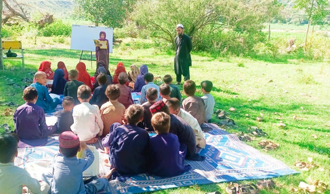 in-tirah-valley-education-continues-under-trees-as-facilities-remain-absent