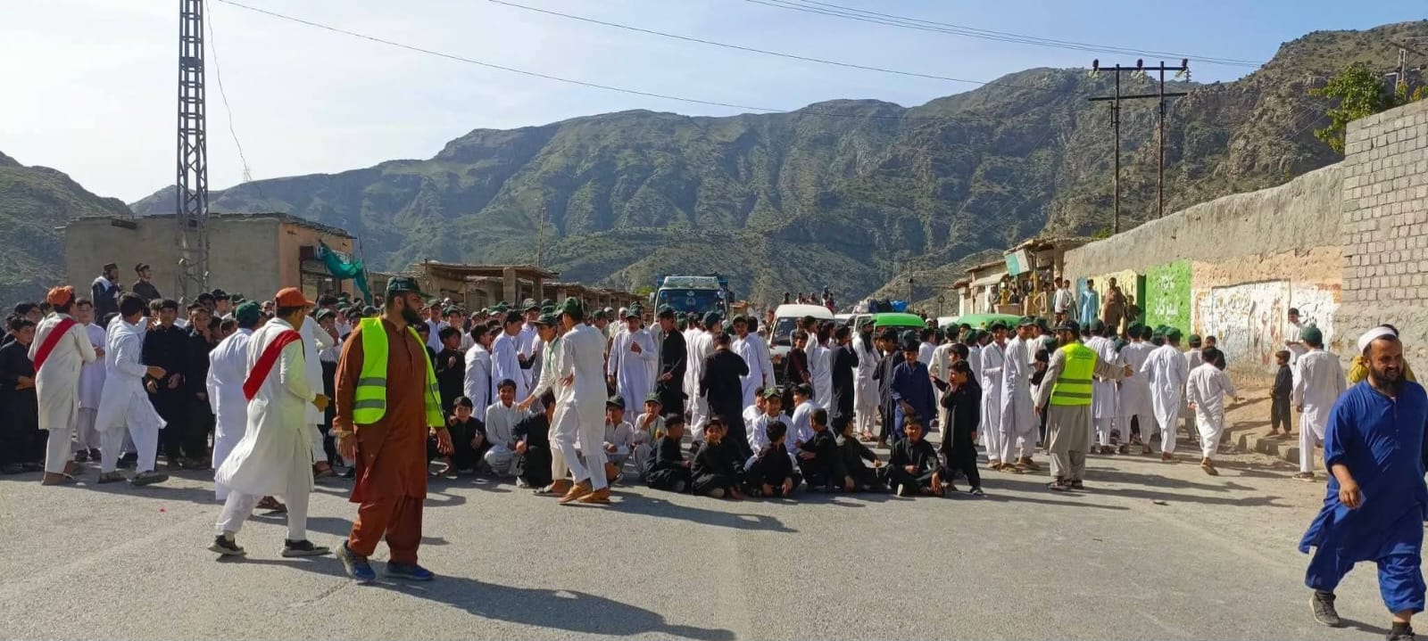 protest-in-khyber-as-students-demand-rebuilding-of-flood-damaged-school