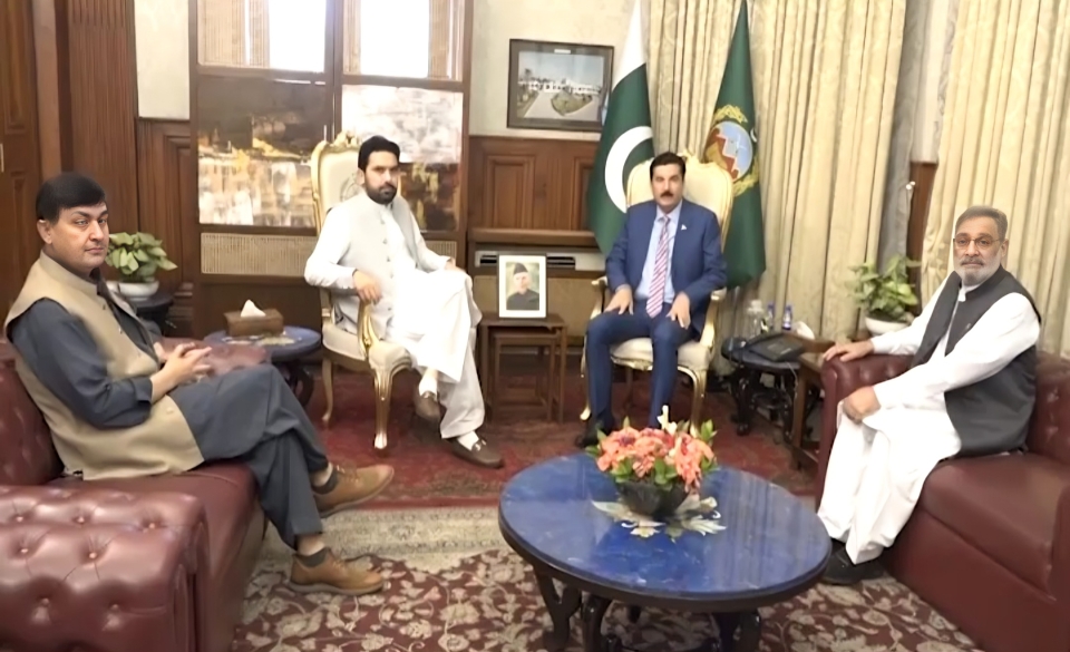 kp-governor-slams-cng-shutdown-warns-of-growing-public-hardships