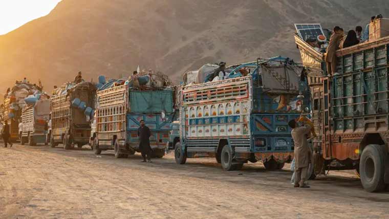torkham-border-closure-sparks-crisis-jui-demands-trade-revival-dignified-return-of-afghan-refugees