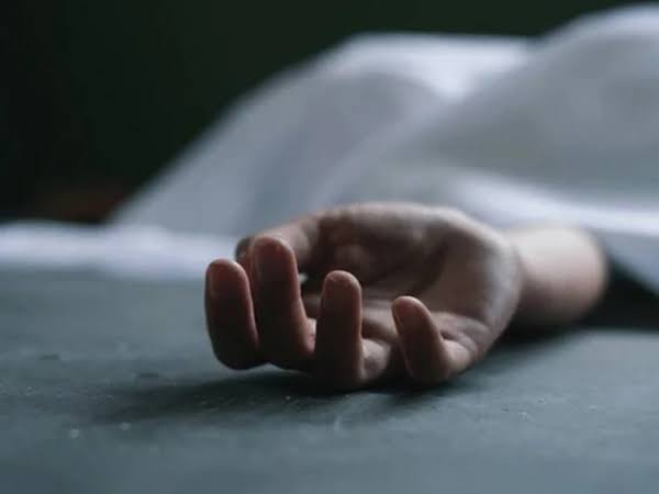 peshawar-teen-allegedly-ends-life-after-mobile-phone-restriction