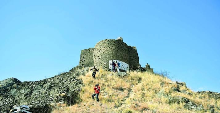raja-gira-the-forgotten-ruler-whose-legacy-still-shapes-swats-tribal-identity