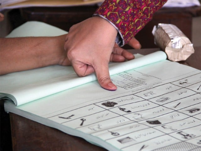 youth-vote-under-threat-debate-intensifies-over-proposal-to-raise-pakistans-voting-age