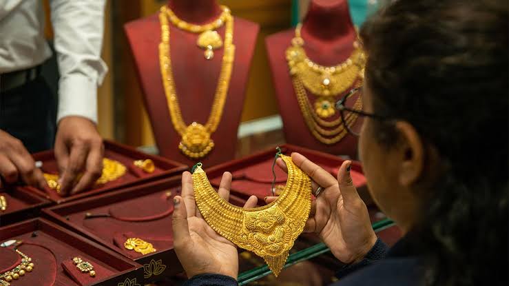 inflation-fears-push-gold-prices-to-new-heights