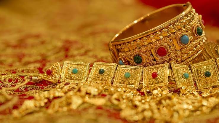 gold-prices-take-a-sharp-dive-across-the-country