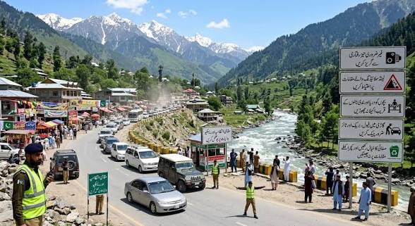 eid-holidays-bring-massive-tourist-influx-to-khyber-pakhtunkhwa