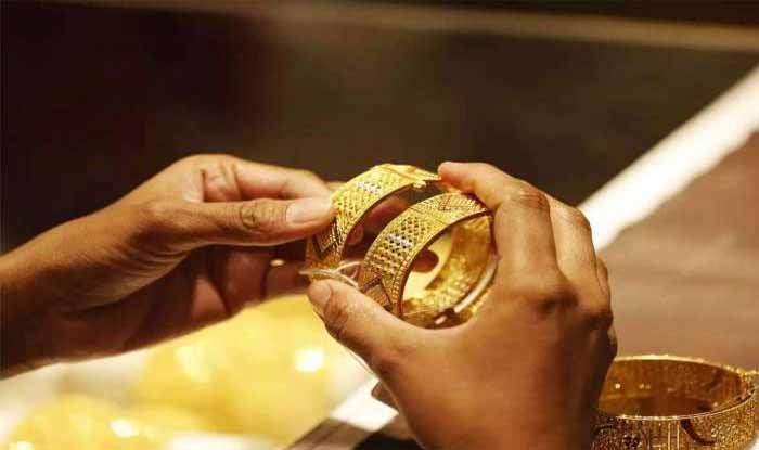 gold-loses-shine-as-prices-fall-nationwide